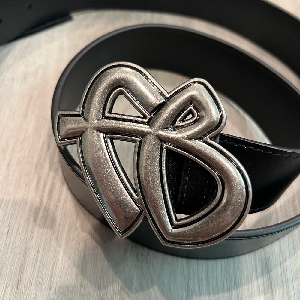 ORIGINAL FUBU LOGO CHROME BELT